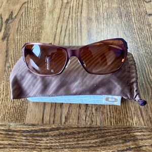 OAKLEY BEHAVE WOMENS SUNGLASSES